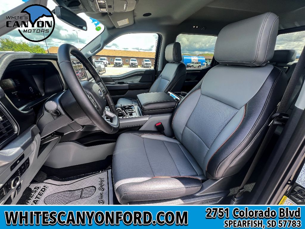 2025 Ford F-150 Lariat photo 4