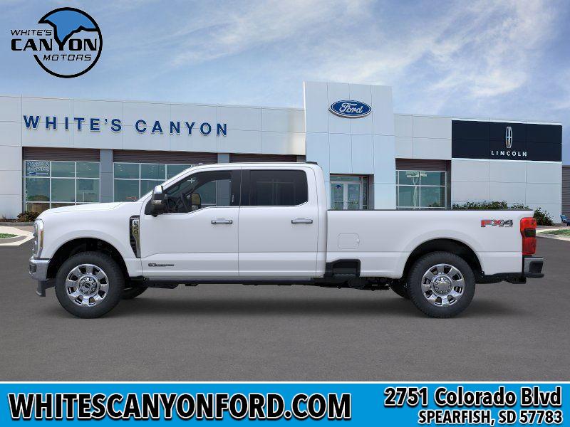 2026 Ford F-350 King Ranch photo 2