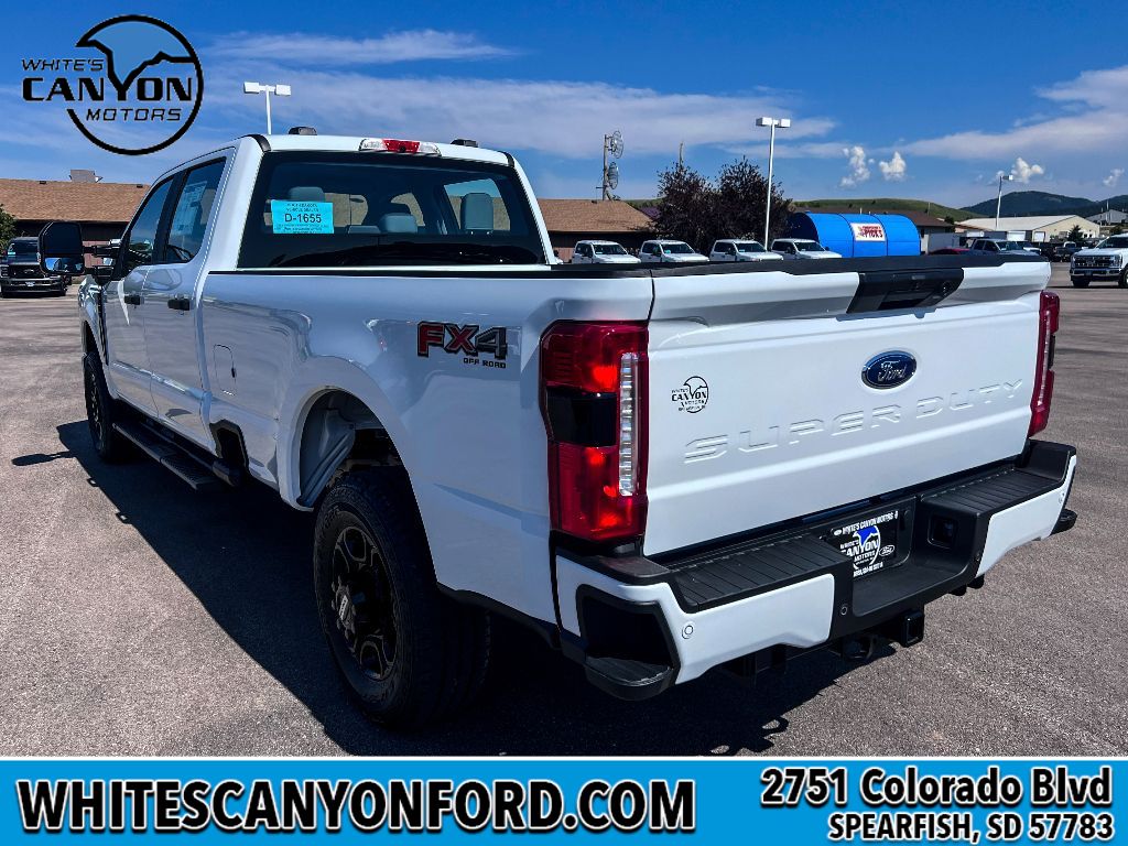 2025 Ford F-250 XL photo 3