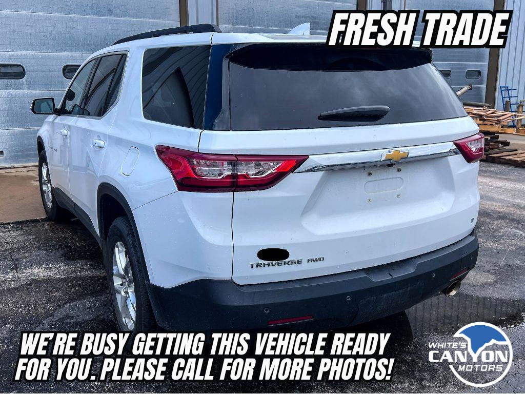 2020 Chevrolet Traverse Cloth photo 2