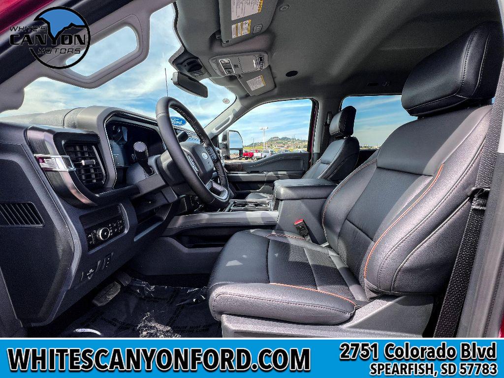 2026 Ford F-350 Lariat photo 4