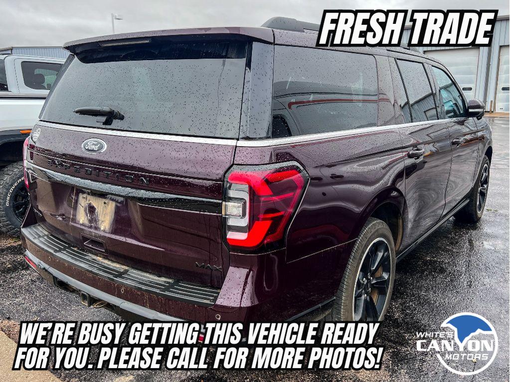 2024 Ford Expedition MAX Limited photo 2