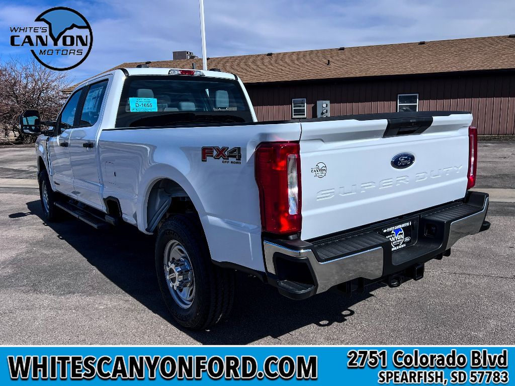 2025 Ford F-350 XL photo 3