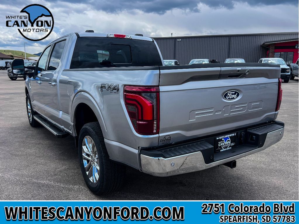 2025 Ford F-150 Lariat photo 3