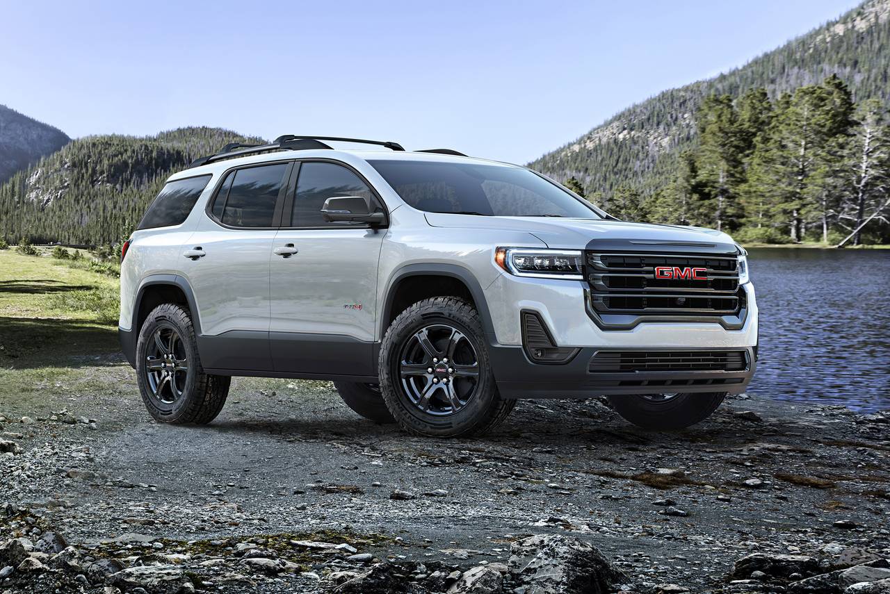 White GMC Acadia.jpg