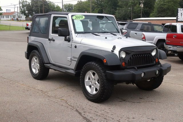 2010 Jeep Wrangler Sport photo 3