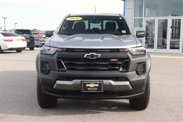 2026 Chevrolet Colorado Trail Boss photo 2