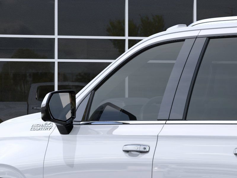 2026 Chevrolet Suburban High Country - Photo 12