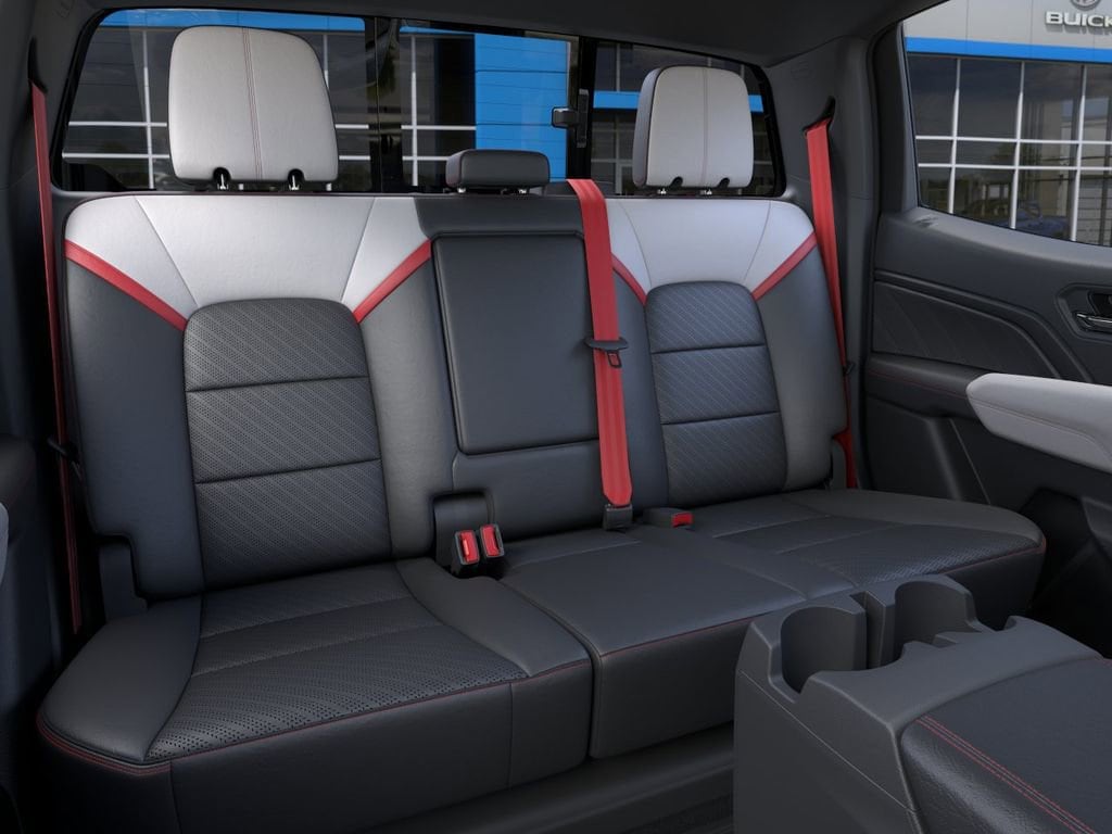 2026 GMC Canyon AT4X - Photo 17