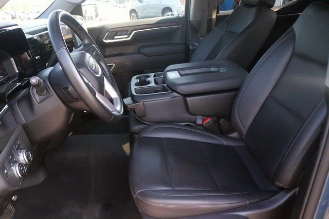 2024 GMC Sierra 1500 SLT - Photo 16
