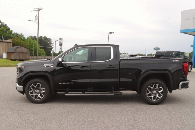 2025 Gmc Sierra 1500 SLE photo 2