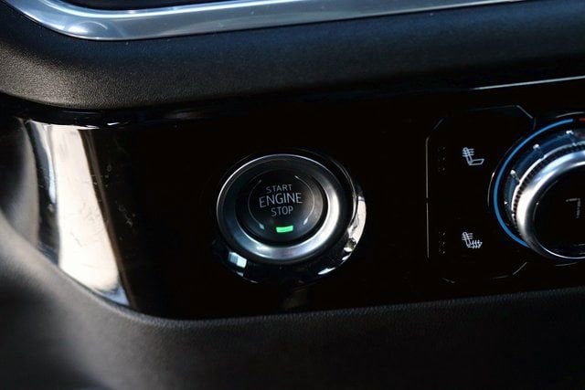 2024 GMC Sierra 1500 SLT - Photo 23
