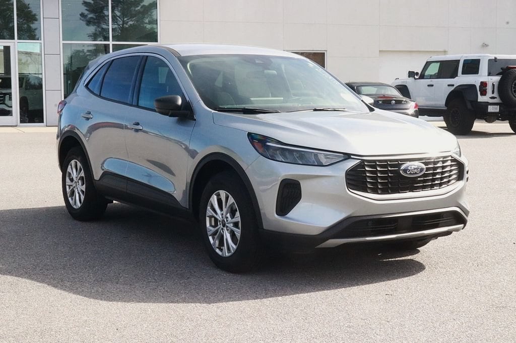 Used 2023 Ford Escape Active