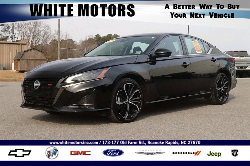 2025 Nissan Altima SR