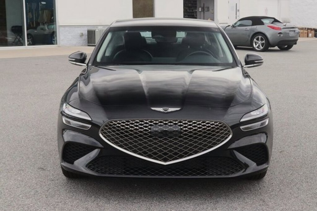 Used 2025 Genesis G70 2.5T