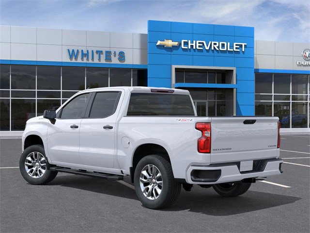 2025 Chevrolet Silverado 1500 Custom photo 2