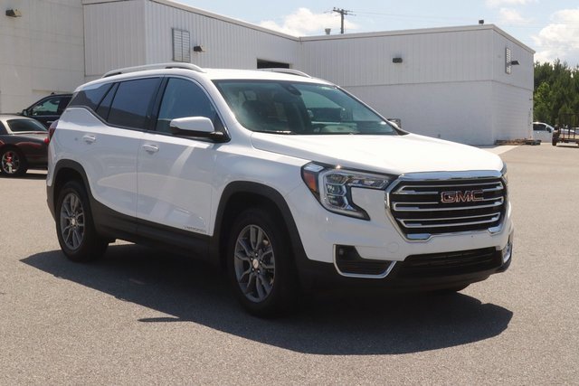 2024 Gmc Terrain SLT photo 2