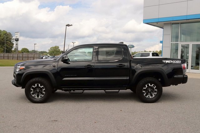 2023 Toyota Tacoma SR photo 4