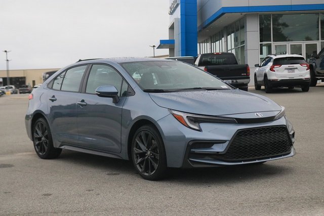 2023 Toyota Corolla SE photo 3