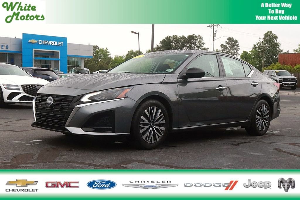 2025 Nissan Altima