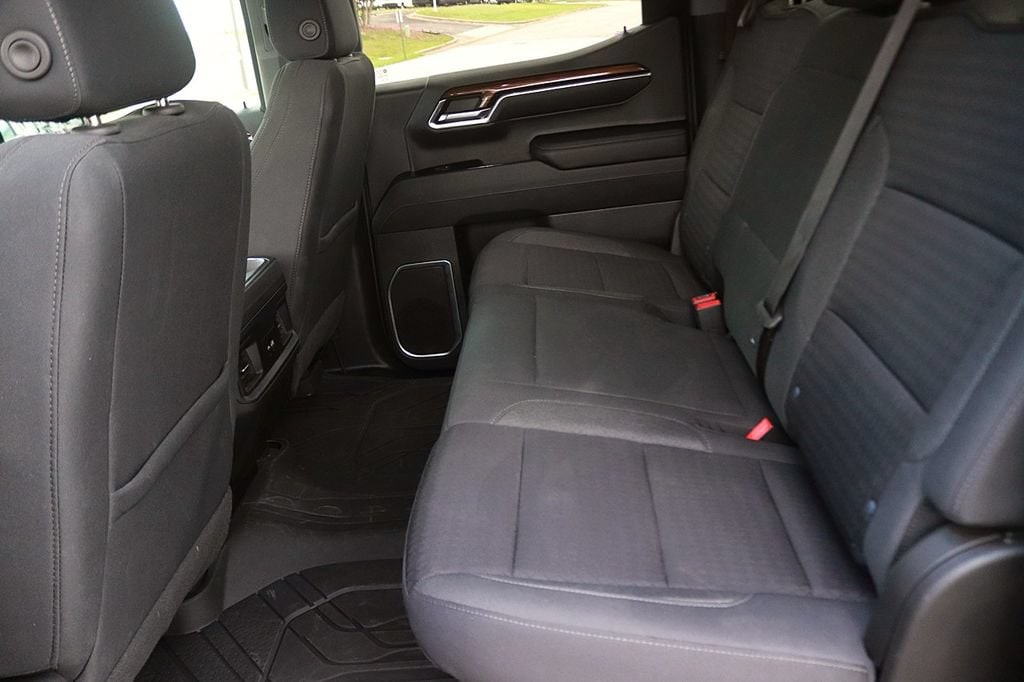 2023 Chevrolet Silverado 1500 RST - Photo 16