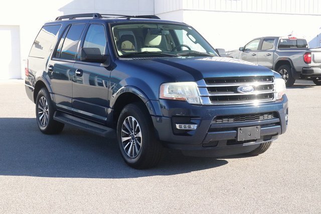 2016 Ford Expedition XLT photo 2