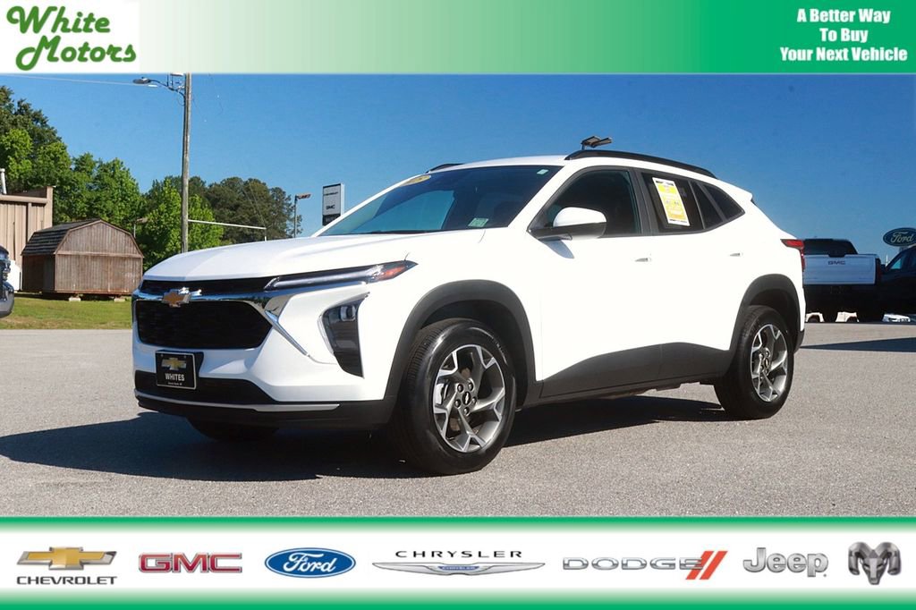 2025 Chevrolet Trax LT's photo
