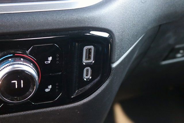 2024 GMC Sierra 1500 SLT - Photo 29