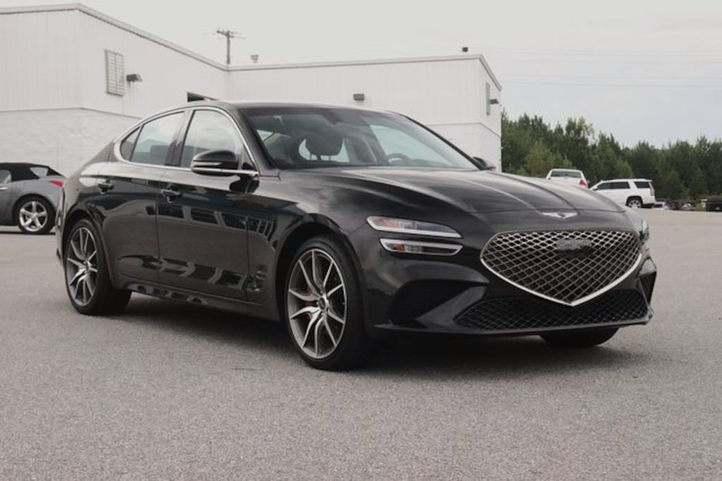 Used 2025 Genesis G70 2.5T