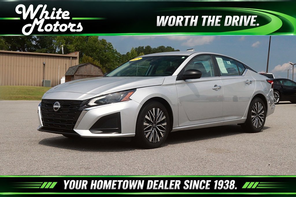 2025 Nissan Altima