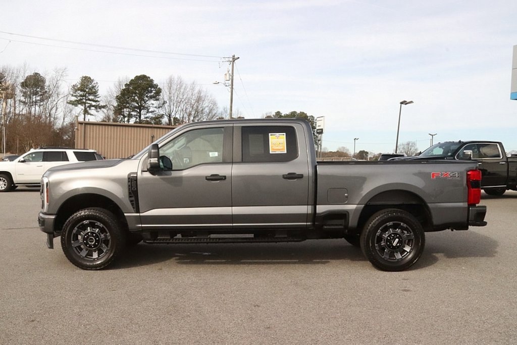 Used 2024 Ford Super Duty F-250 SRW XL