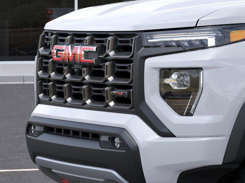 2026 GMC Canyon AT4X - Photo 13