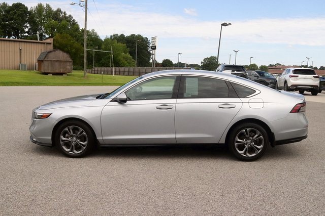 2023 Honda Accord EX photo 4