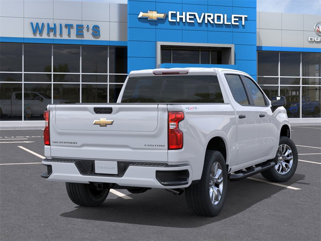 2026 Chevrolet Silverado 1500 Custom photo 3