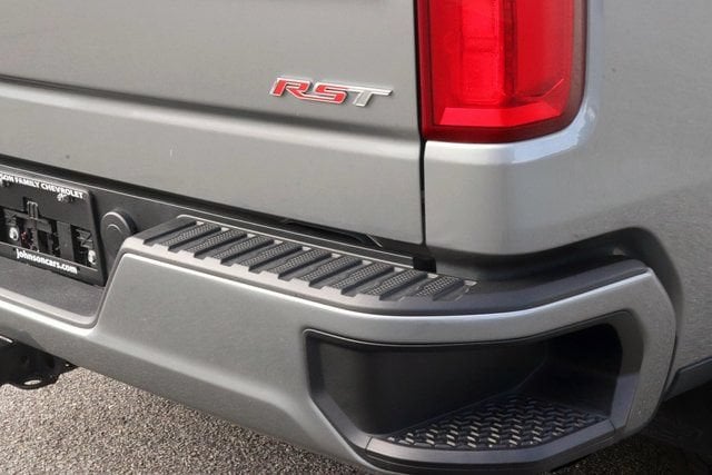 2023 Chevrolet Silverado 1500 RST - Photo 10