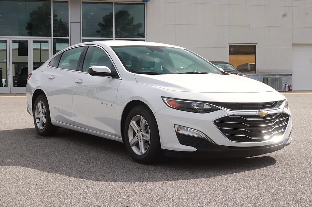 Used 2024 Chevrolet Malibu LS Car