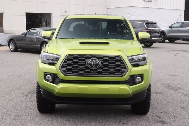 2023 Toyota Tacoma TRD Sport V6 photo 2