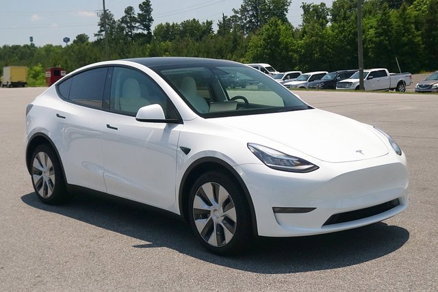 2021 Tesla Model Y Long Range photo 3