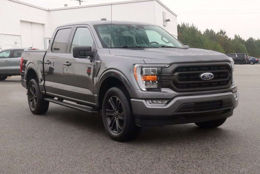 2022 Ford F-150 XLT photo 3