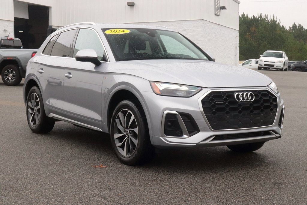 2024 Audi Q5 45 S line Premium photo 2