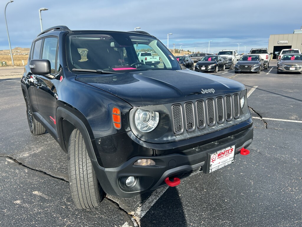 Used 2018 Jeep Renegade Trailhawk Sport Utility