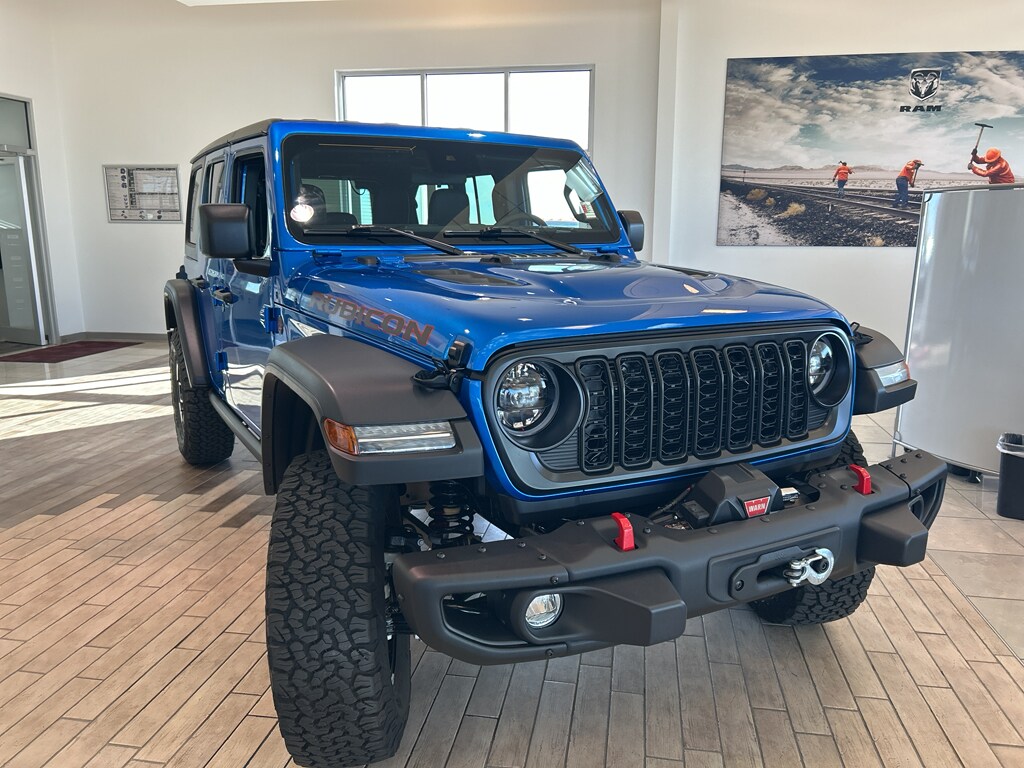 2024 Jeep Wrangler Rubicon photo 2