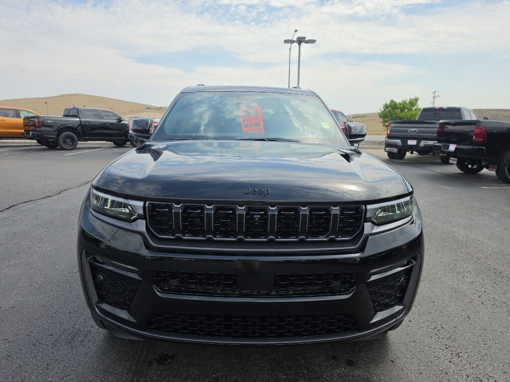 New 2026 Jeep Grand Cherokee L Sport Utility