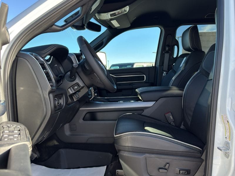 2026 RAM 2500 Laramie - Photo 11