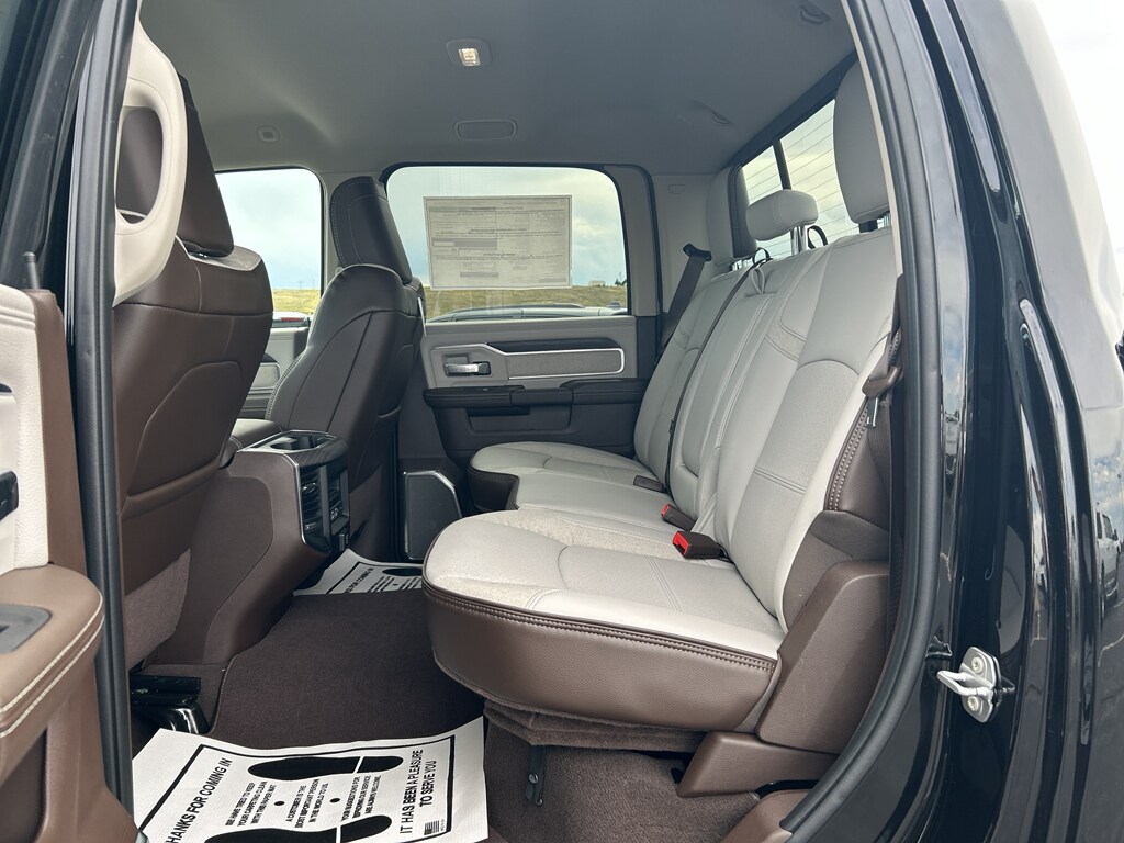 2025 Ram 2500 Laramie photo 10