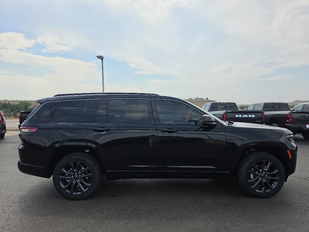 New 2026 Jeep Grand Cherokee L Sport Utility