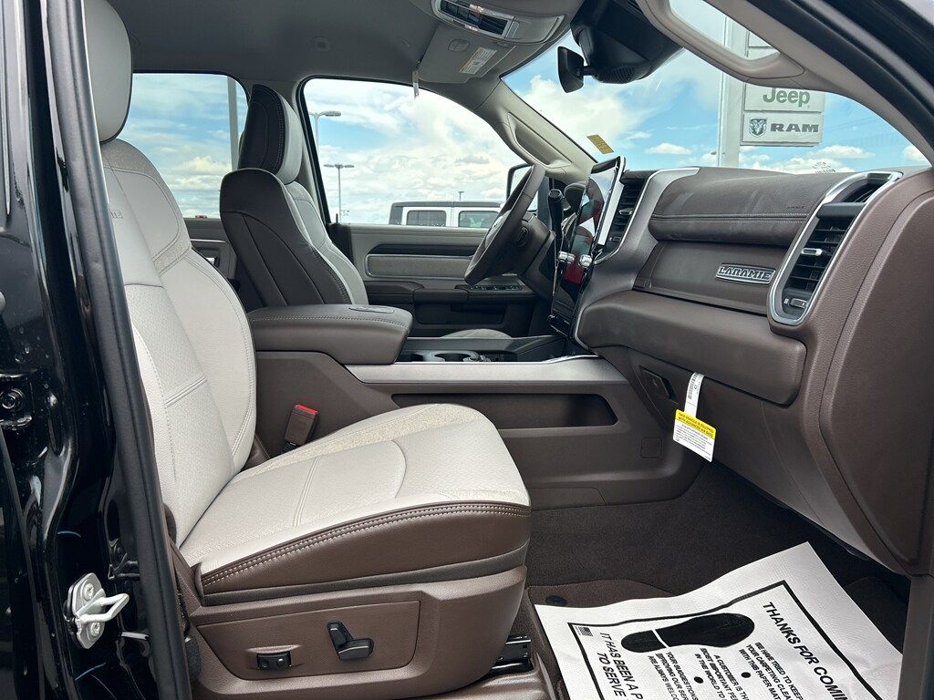 2025 Ram 2500 Laramie photo 12