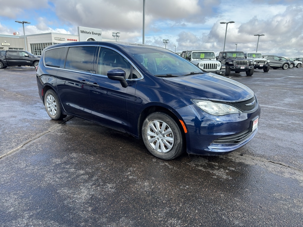 Certified 2020 Chrysler Voyager L Passenger Van