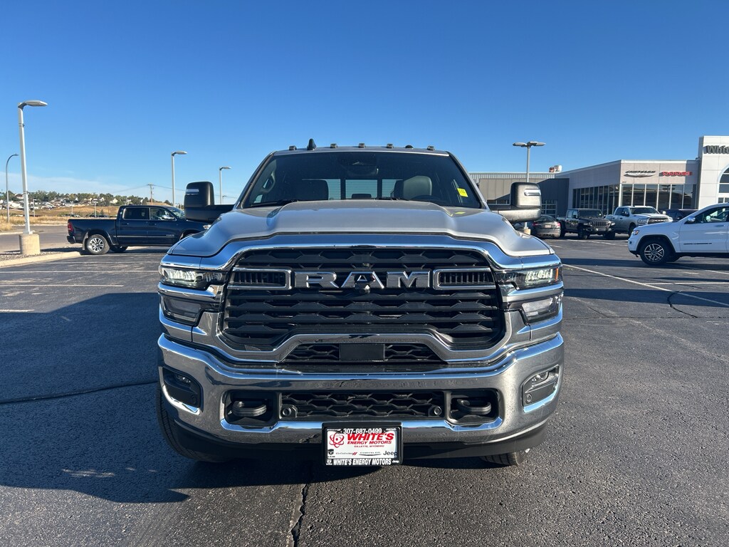 2026 Ram 2500 Tradesman photo 2
