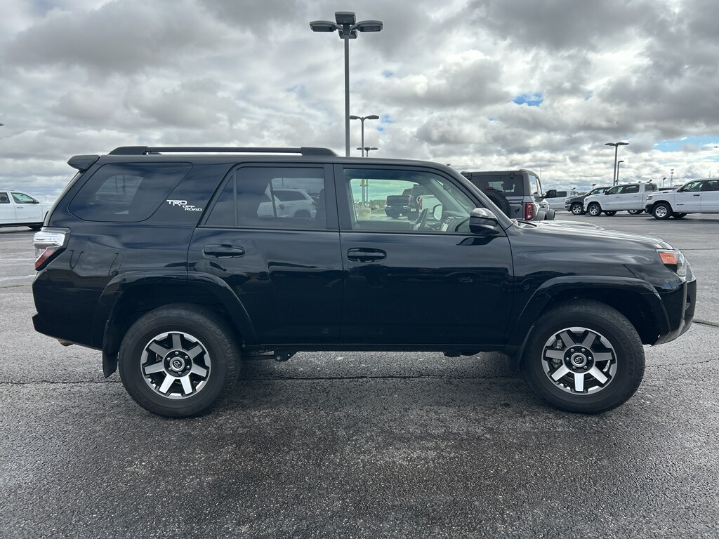 2024 Toyota 4Runner TRD photo 4